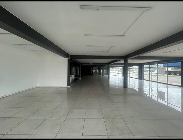 412M² RETAIL FOR SALE IN RICHMOND